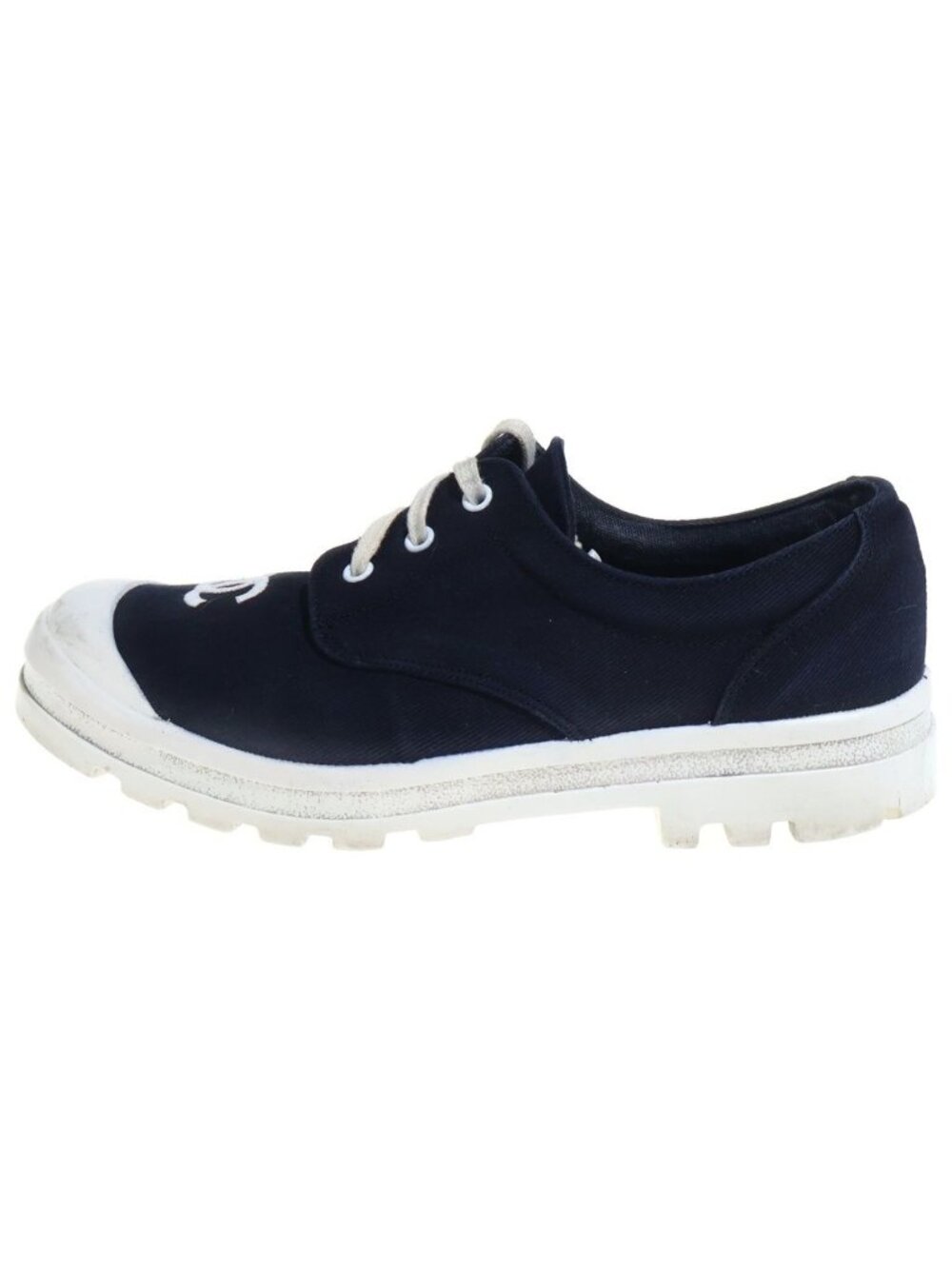 Chanel 96A CC Logo Vintage Sneakers Flat Shoes Navy White Canvas